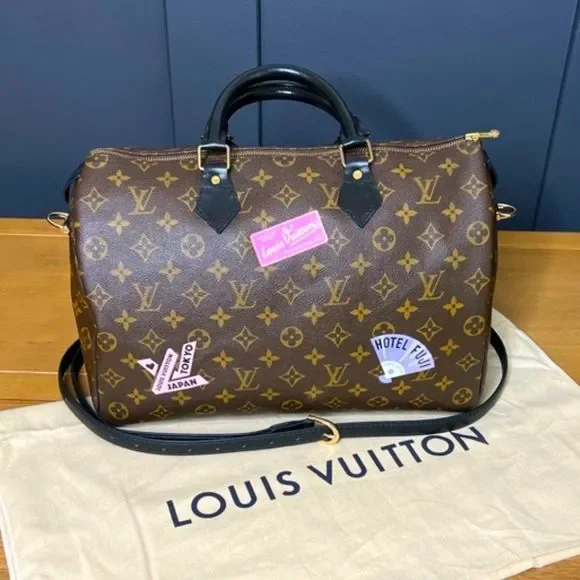 COPY - 💯 AUTH Louis Vuitton Speedy 35 custom My World Tour bag - Picture 1 of 14
